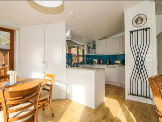 Astbury Falls Luxury Retreats - 2