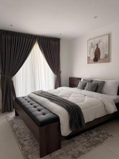 One bedroom apt The Bantree Airport - 5