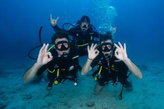 Chalok Reef Divers Hostel - 5