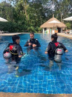 Chalok Reef Divers Hostel - 8