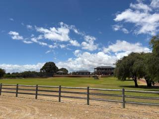 Wonnerup Beach Manor - 3