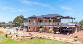 Wonnerup Beach Manor - 1