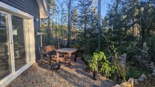 Nature Escape with Workspace Tiny House for Two - 8