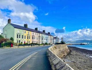 Hot Tub Getaway Snowdon Views Peaceful Stay - 7