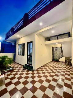 Yashodham 4BHK Peaceful Homestay by Homeyhuts - 0