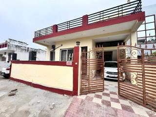 Yashodham 4BHK Peaceful Homestay by Homeyhuts - 9