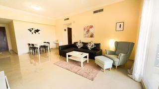 Stunning Golf & Lake Views 1BHK Apartment - 4