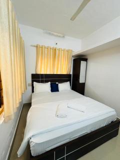 Cadbury Homestay - 4