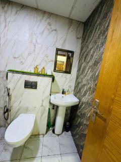 Luxury 2BHK in Noida, Parties & Events Welcome - 3