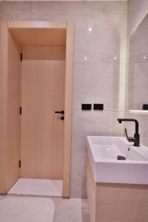 Fully Furnished Modern Apartment in Madinaty - 5