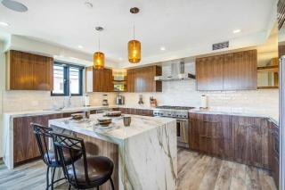 Modern Remodel By The Bay & Beach- 209 9th home - 4