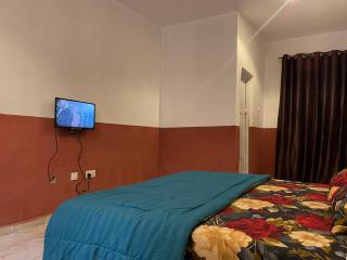 FE Purple Gold Hotel - 2