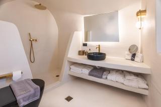 Luxus VIP Suites - 5