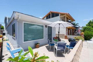 Remodeled Gem Balboa Island Beach House- 129 Opal home - 9