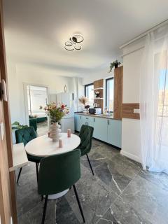 Green Cozy Stay in Iassy Palas Mall Center - 7