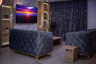 Emerald Apartments - 8