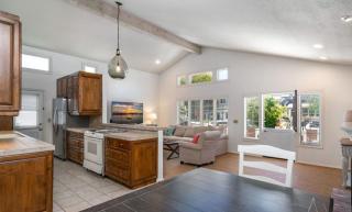 Quintessential Balboa Island Gem home - 3