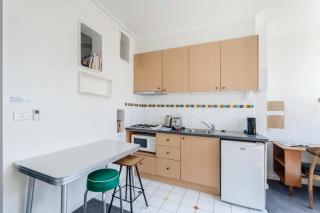 Iconic State Library View Studio CBD - 9