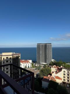 Морской вид в наших апартаментах с каждого окна! - 7