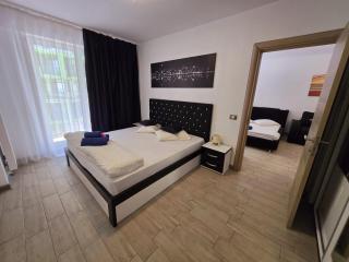 Large Family - Suite Beach Pool & Spa Resort Promenada - 3