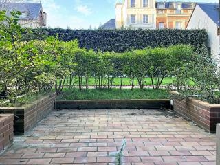 Normandy Mermoz - 4