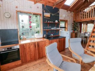Cosy Eco Cabin - 6