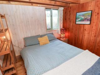 Cosy Eco Cabin - 1