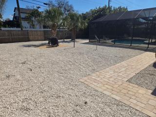 5525 Shadow Lawn Dr - 6