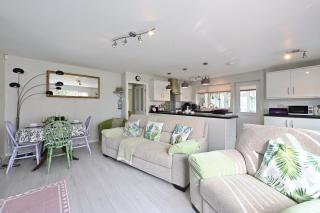 Winchelsea Beach Bungalow - 4