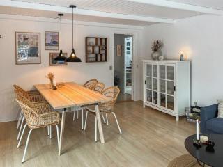 Holiday Home Gunwald - 300m from the sea by Interhome - 4