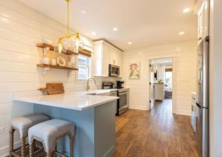 Kildahl House - Boutique Farmhouse Suite #1 - 4