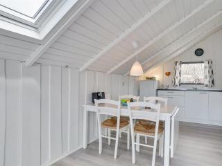 Holiday Home Roderich - 400m from the sea by Interhome - 1