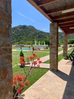 Dimis Luxury Suites - 6