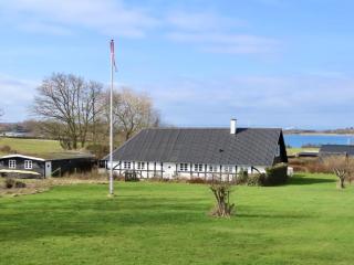 Holiday Home Ilkka - 220m from the sea by Interhome - 5