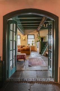 Farmhouse, Jacuzzi, Sauna, BBQ grill & Garden, Sleeps 24 - 5