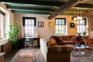 Farmhouse, Jacuzzi, Sauna, BBQ grill & Garden, Sleeps 24 - 1