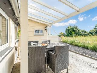 Holiday Home Anneke - 1-3km from the sea by Interhome - 3