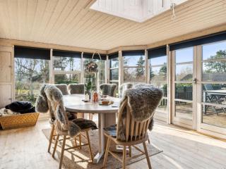 Holiday Home Arlina - 750m from the sea by Interhome - 5