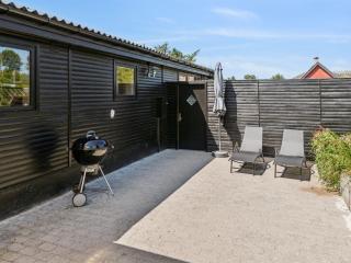 Holiday Home Arlina - 750m from the sea by Interhome - 1