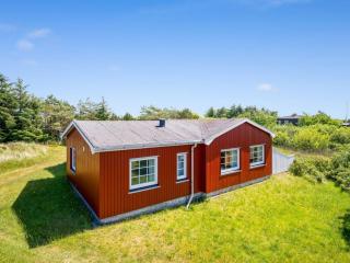 Holiday Home Arntraud - 500m from the sea by Interhome - 5