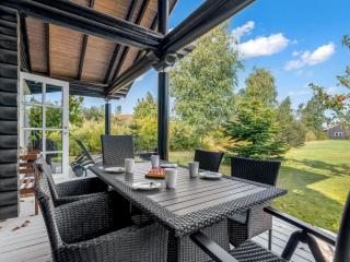 Holiday Home Sigga - 1-6km from the sea by Interhome - 6