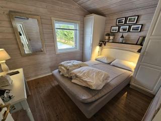 Holiday Home Lidewij - 800m from the sea by Interhome - 4