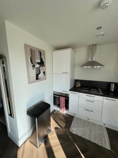 Lakeside Apartment - 6