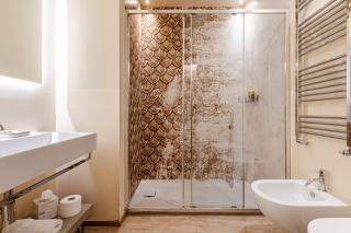 Affitti Brevi Siena - Spazioso appartamento di lusso, con 4 camere e 4 bagni in centro - 3