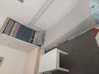 Single bed in a shared room - 9