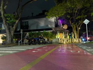 Estadio Jacuzzi Haven | Cozy Rosa Negra Suite - 1