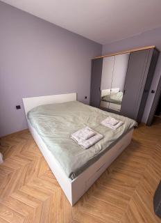 Modern Apt near St Konstantin & Elena - 4