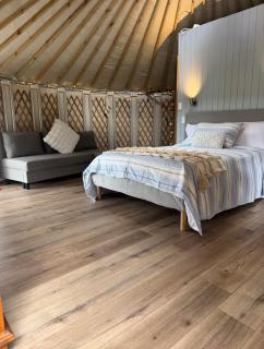 Yurts at Yelverton - 4