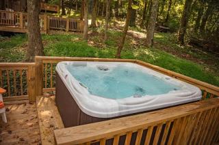 Lena Cabin Wooded Tiny Cabin - Hot Tub - 8