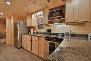 Nana Cabin Tiny Log Home Comfort In Rustic Bliss - 3